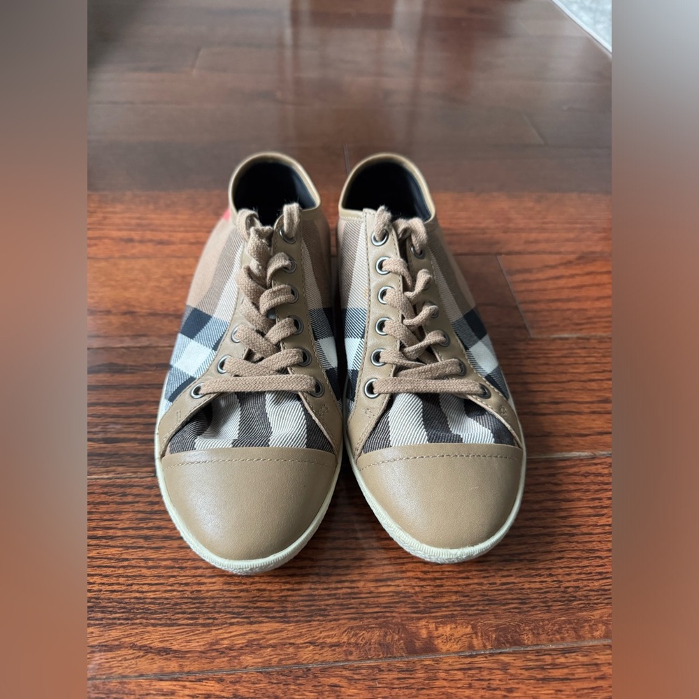 Burberry women’s sneakers